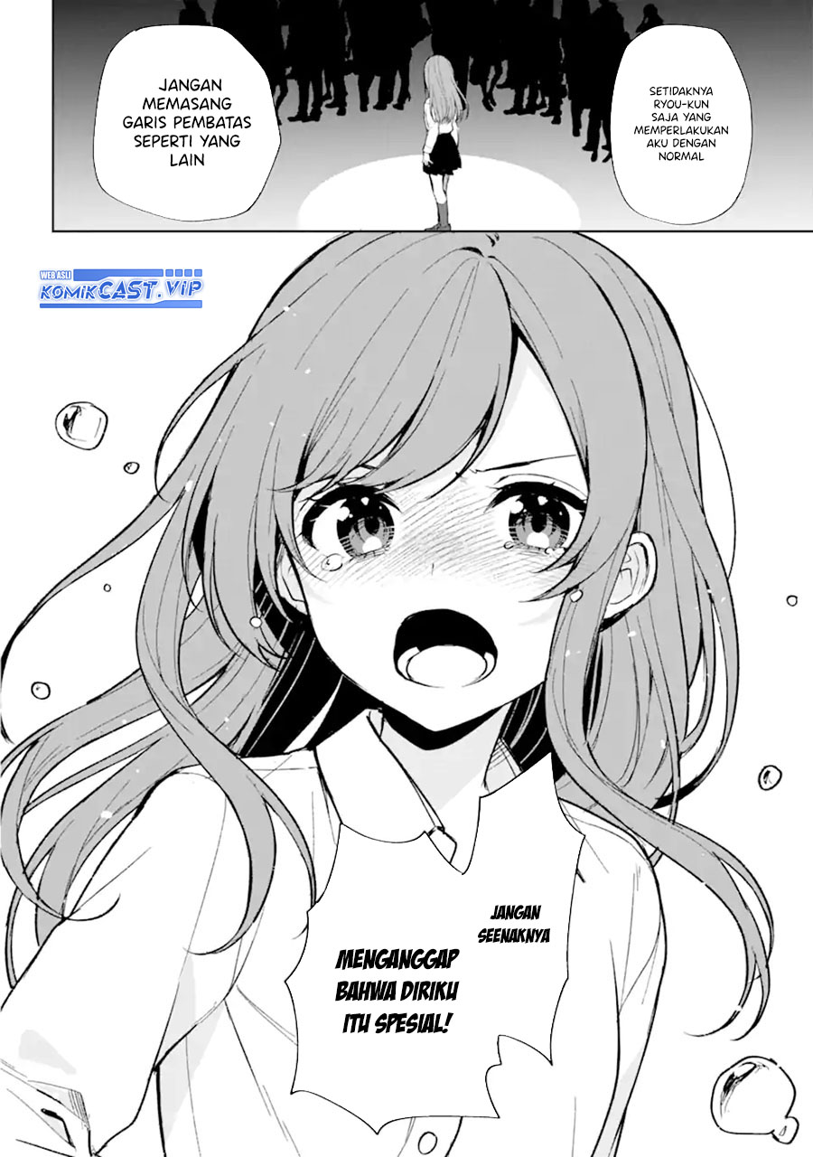 Chikan Saresou ni Natteiru S-kyuu Bishoujo wo Tasuketara Tonari no Seki no Osanajimi datta Chapter 50 Gambar 13